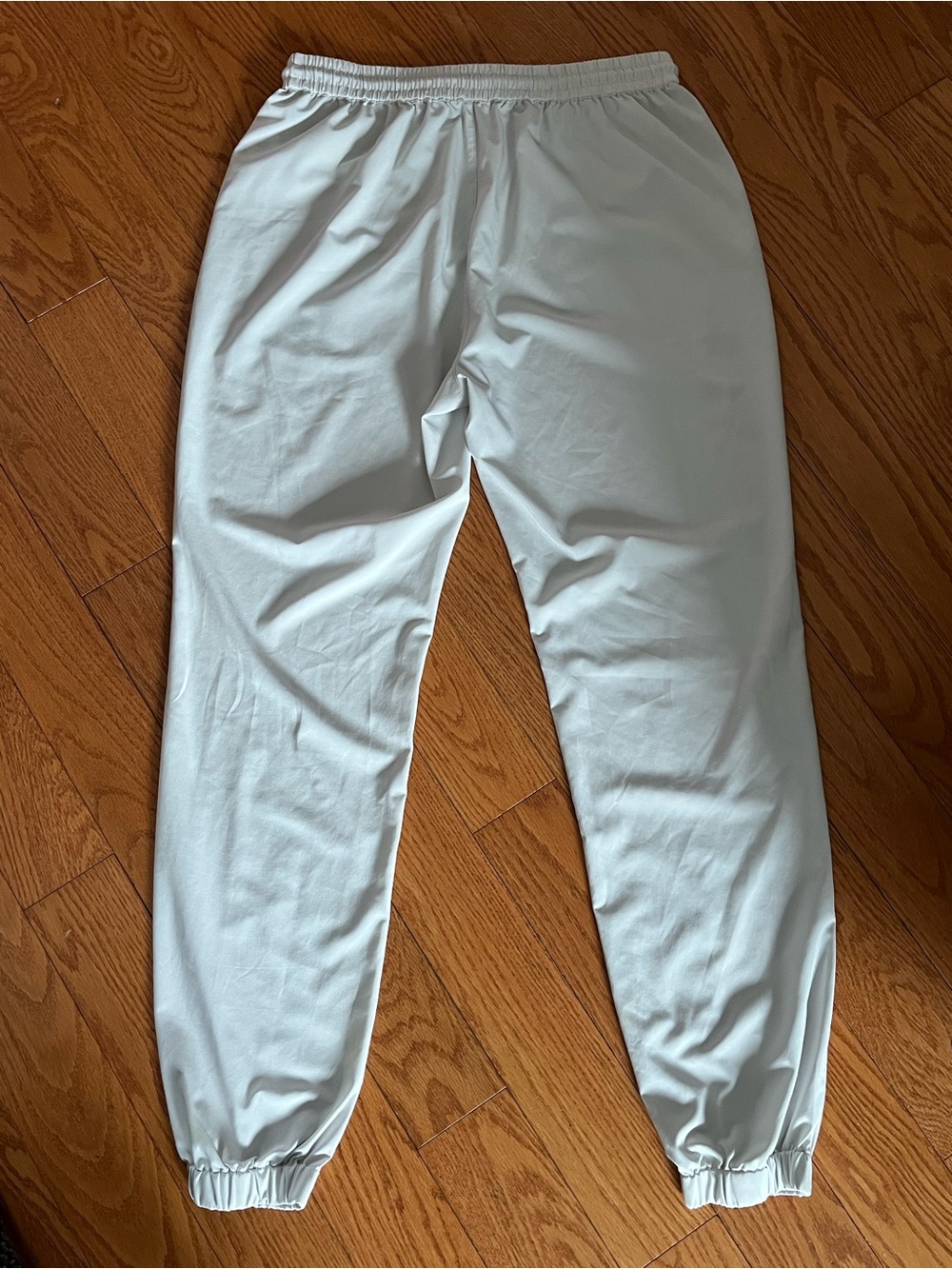 Women’s Aritzia TNA White Joggers - Picture 7 of 12